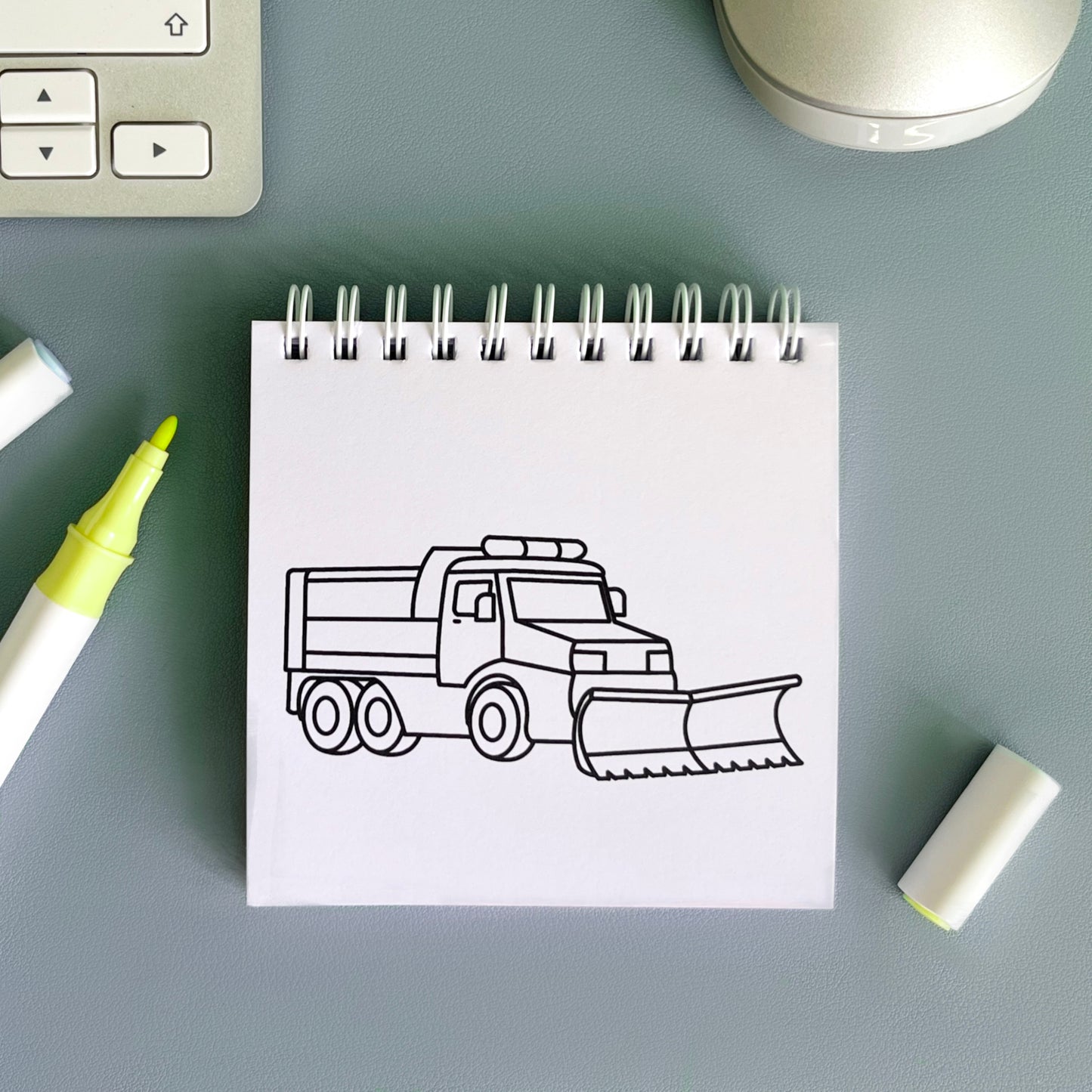 On The Move Pocket-Sized Colouring Book